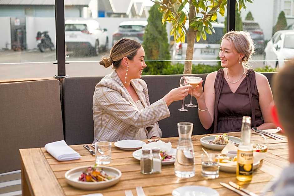 Chateau Marlborough Hotel