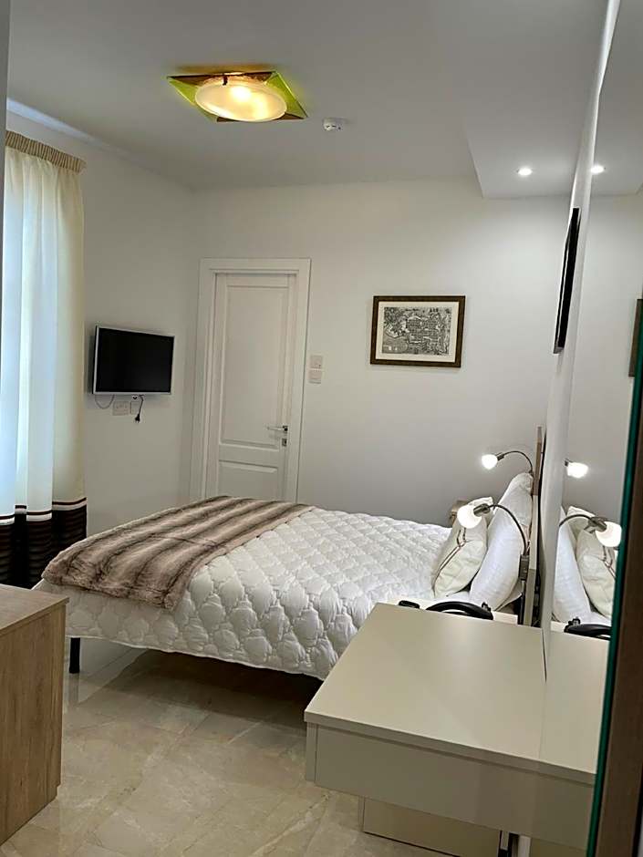 La Reggia Seaview Guesthouse