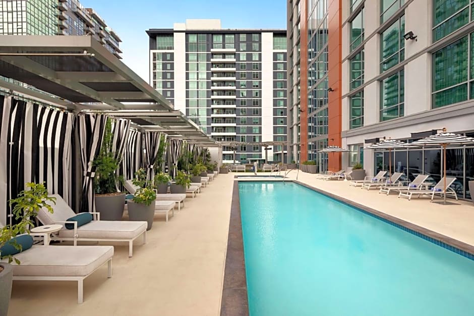 Carte Hotel San Diego Downtown, Curio Collection by Hilton