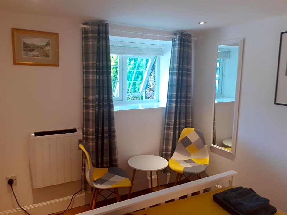 THE BOTHY SUITE BY TEMPLE WOOD