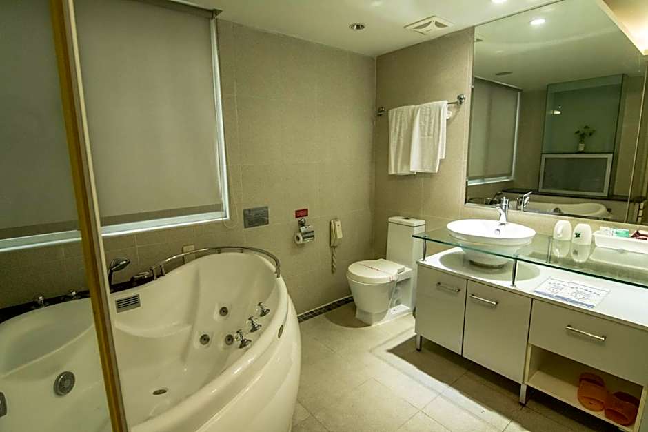 Katherine Plaza Hotel
