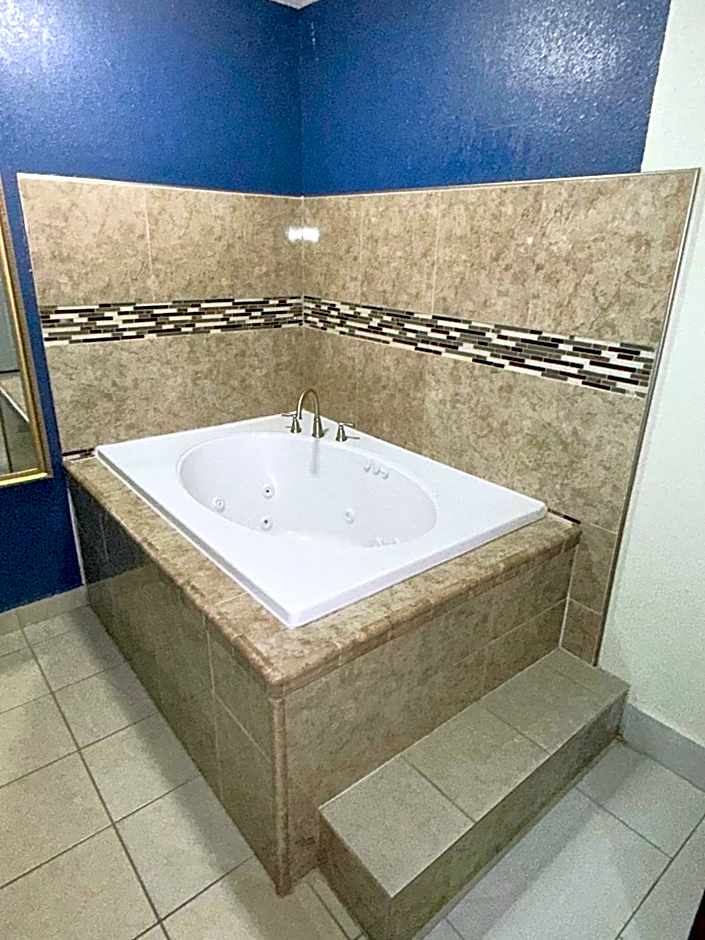 Travelodge by Wyndham Jackson I-40 Exit 82