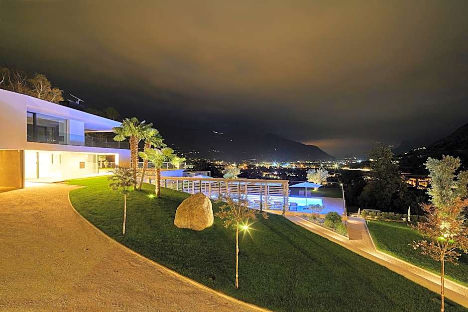 The View Luxury Suites