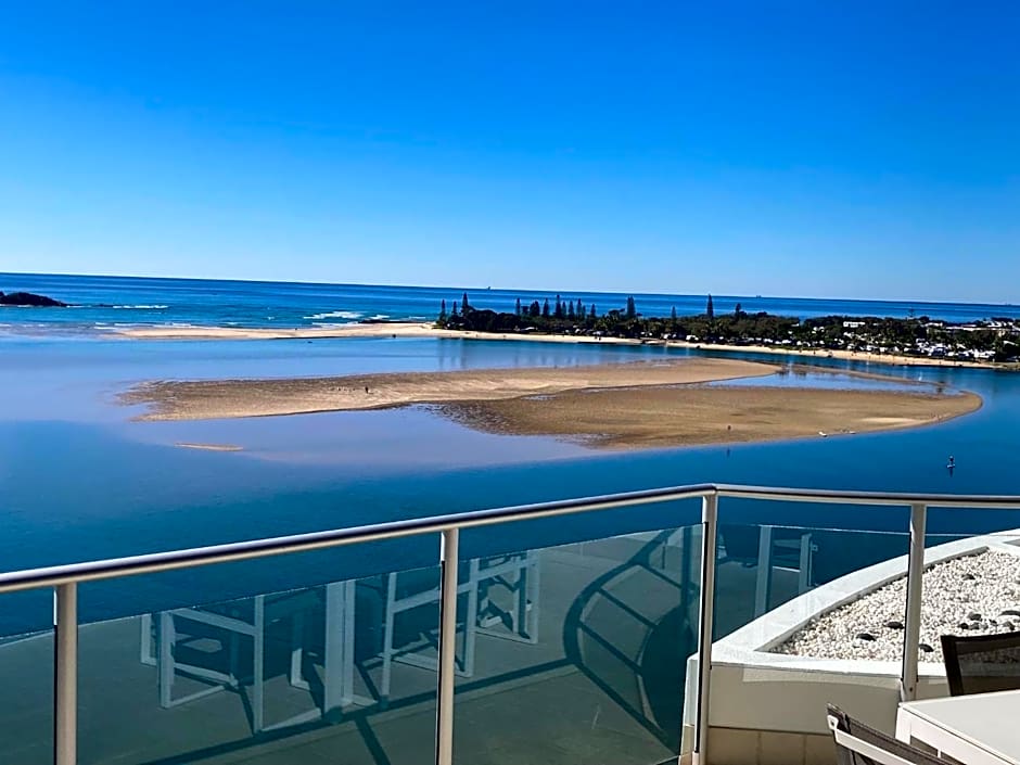 Waves Maroochy River