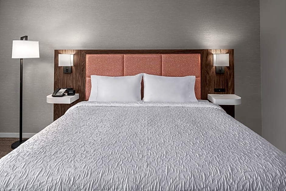 Hampton Inn Boston Woburn