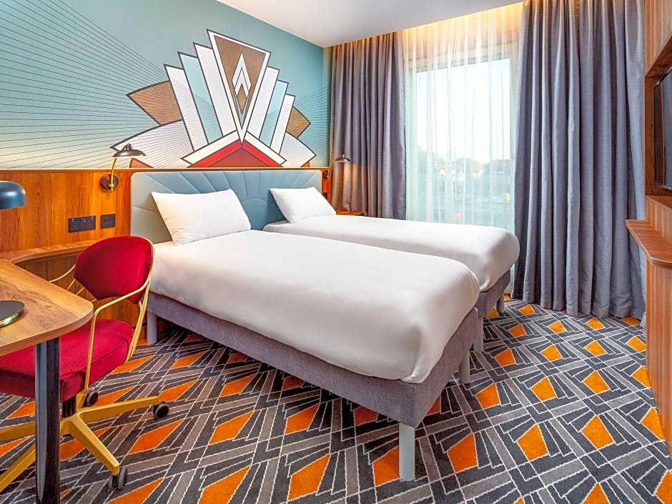 IBIS STYLES London Heathrow East