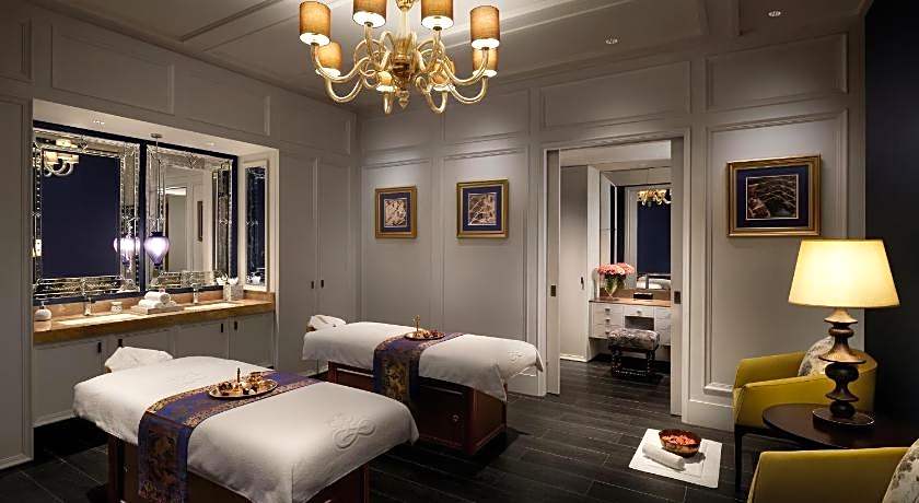 The Leela Gandhinagar Hotel