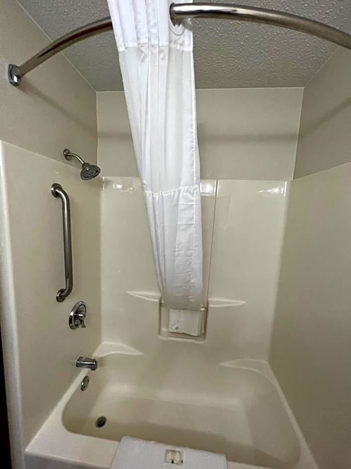 Quality Inn Mitchell I-90