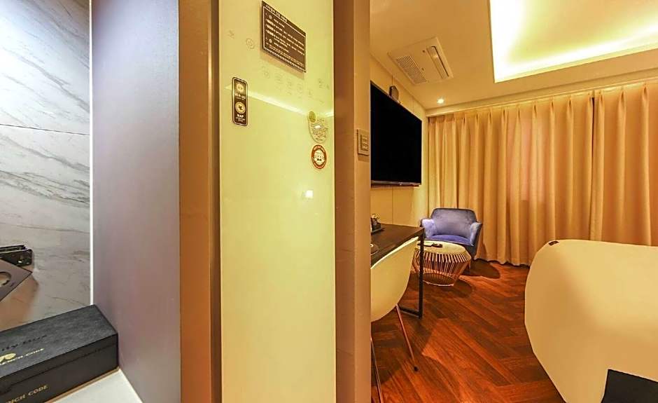 FrenchCode Hotel
