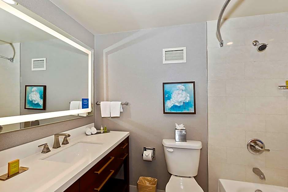 DoubleTree by Hilton Whittier Los Angeles