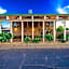 All Travellers Motor Inn
