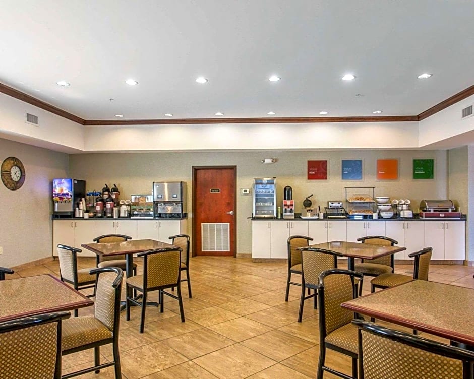 Comfort Inn & Suites Madisonville