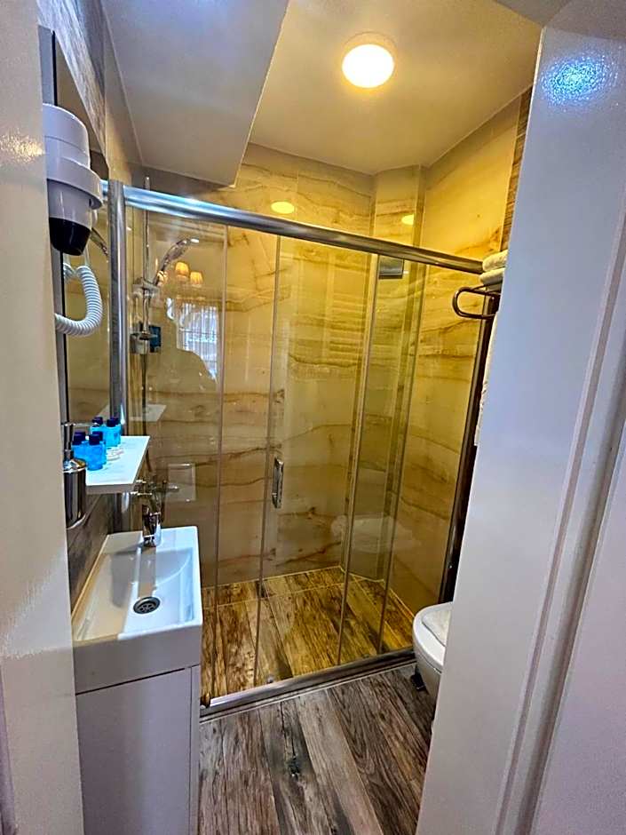 Bakirkoy Tashan Business & Airport Hotel