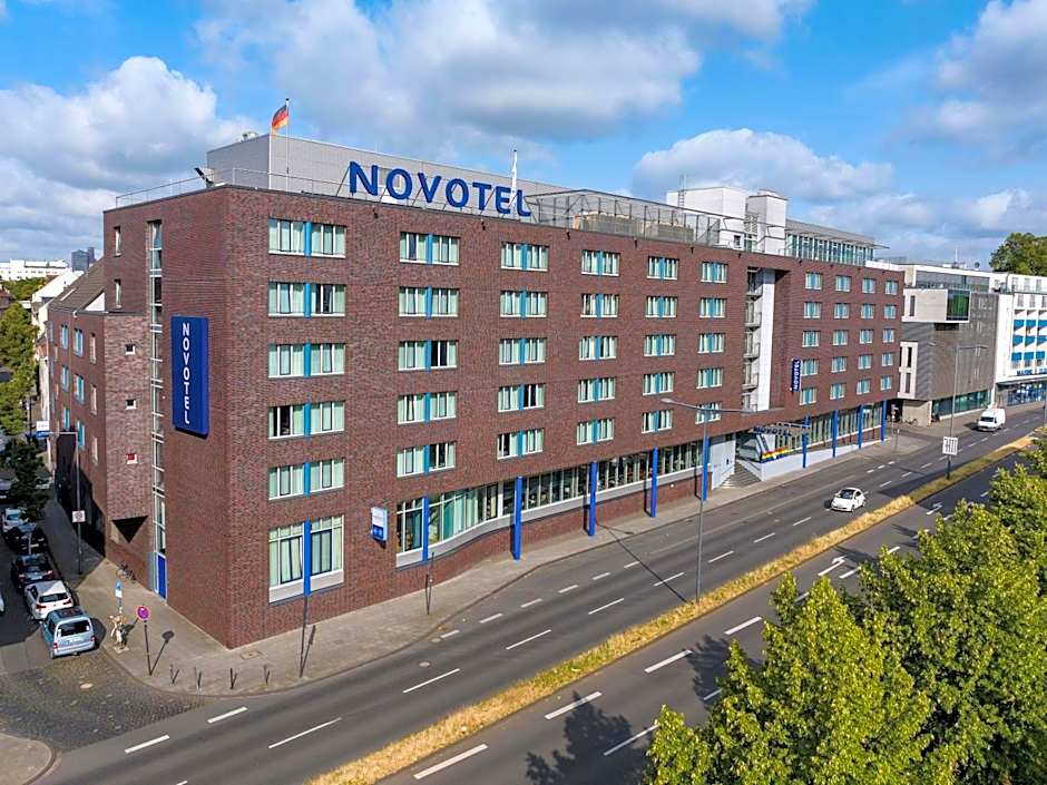 Photo 1 of 48 of Novotel Koeln City