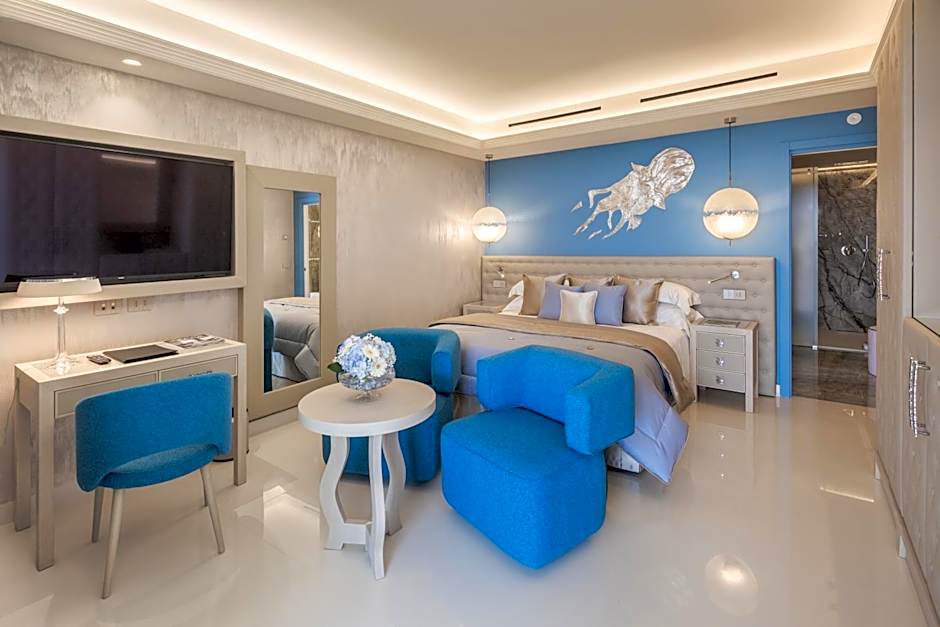 Photo 1 of 10 of Superior 1 Double Bed or 2 Beds, Sea View