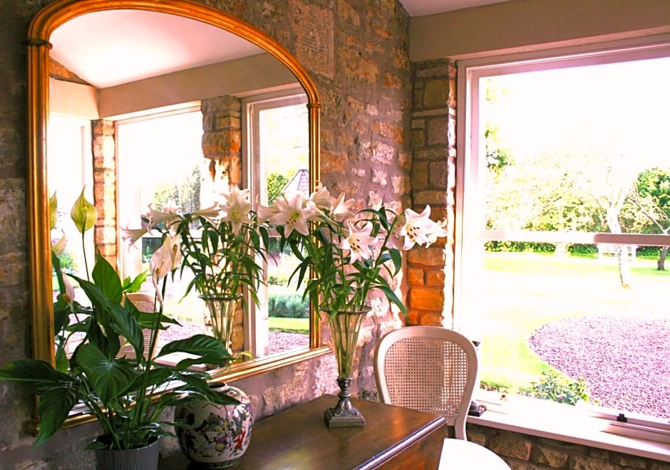 The Old Parsonage Country House