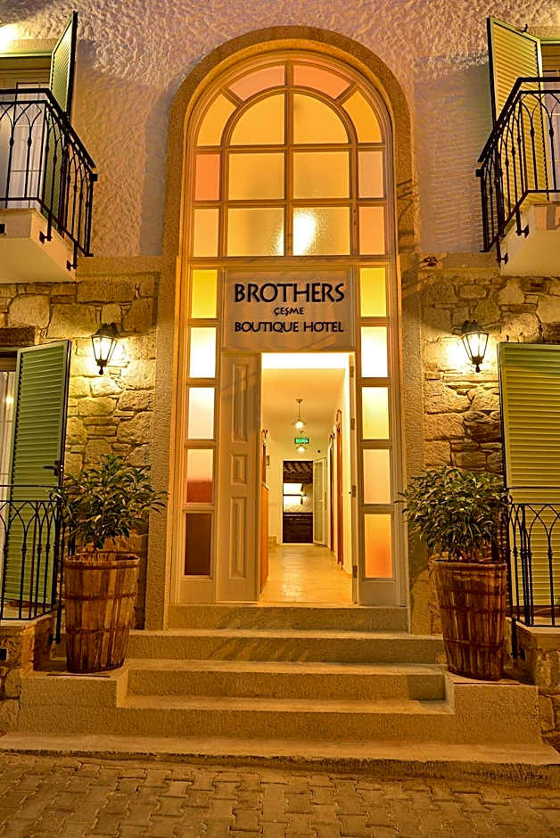 Brothers Cesme Boutique Hotel
