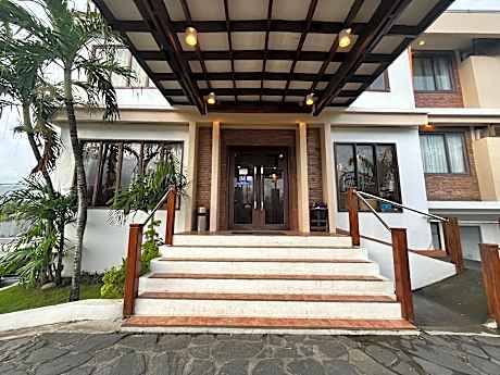 Mango Valley Hotel