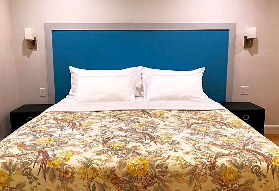 Retreat at Crystal Manatee