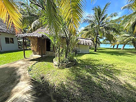 Bungalow - Water Front