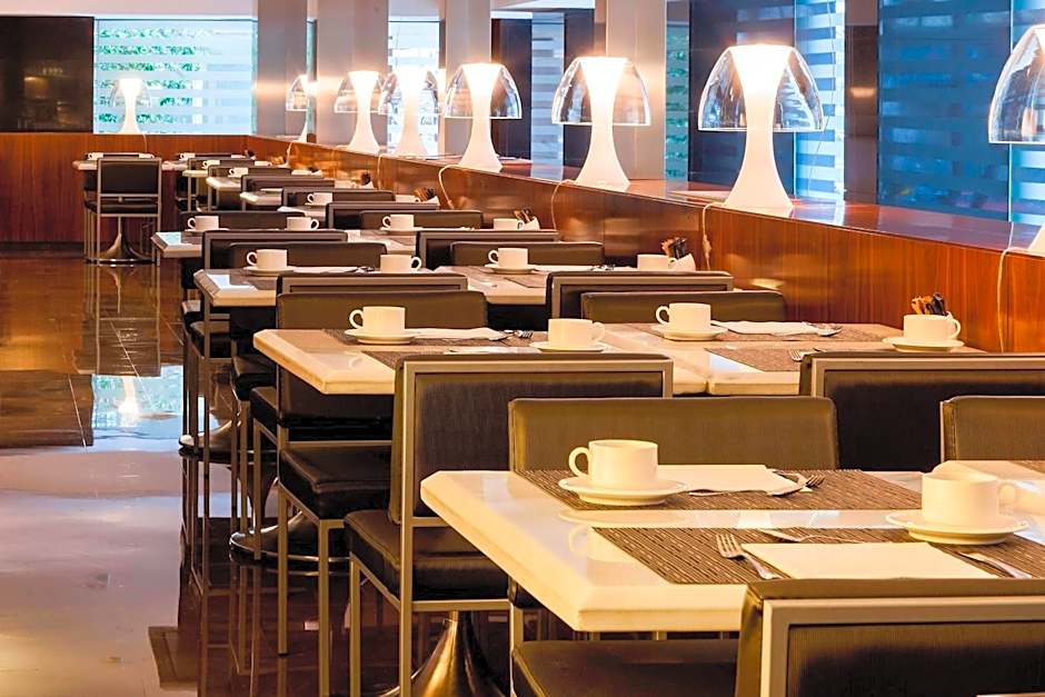 AC Hotel by Marriott Irla