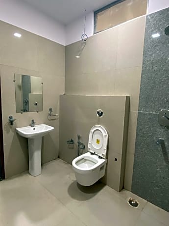 Hotel Maihar inn