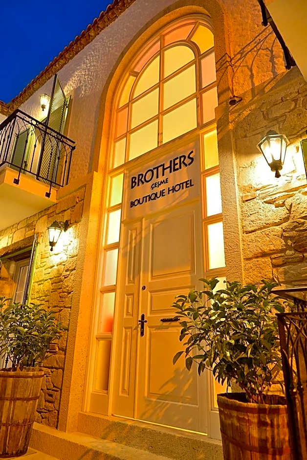 Brothers Cesme Boutique Hotel