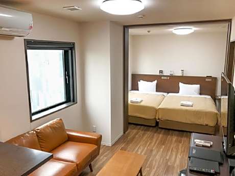 Luxury Twin Room - Non-Smoking