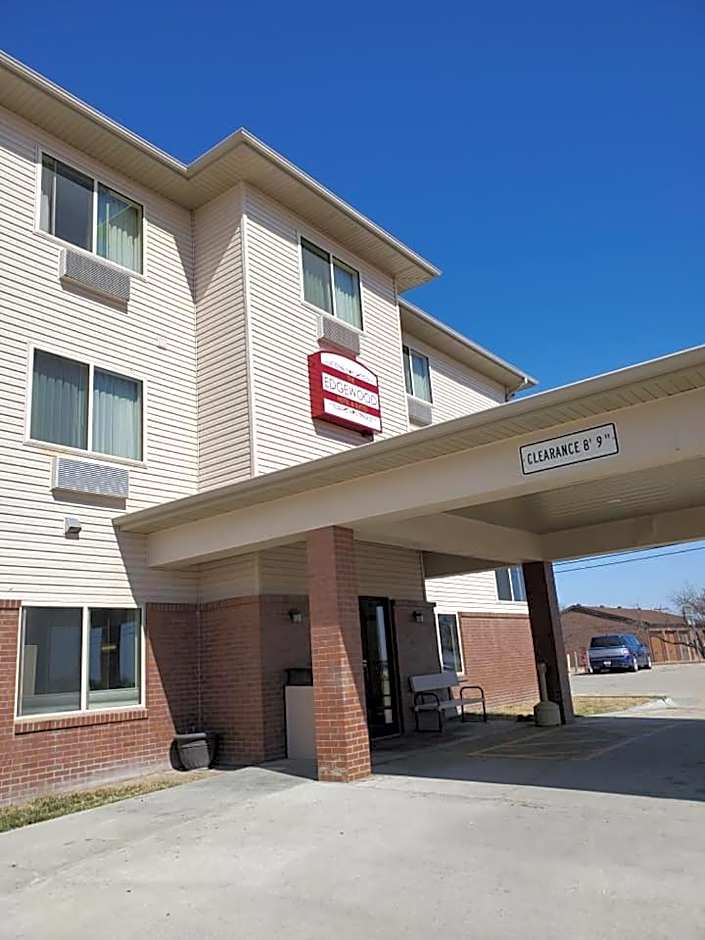 The Edgewood Hotel and Suites