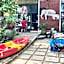 Artist's Place Trat