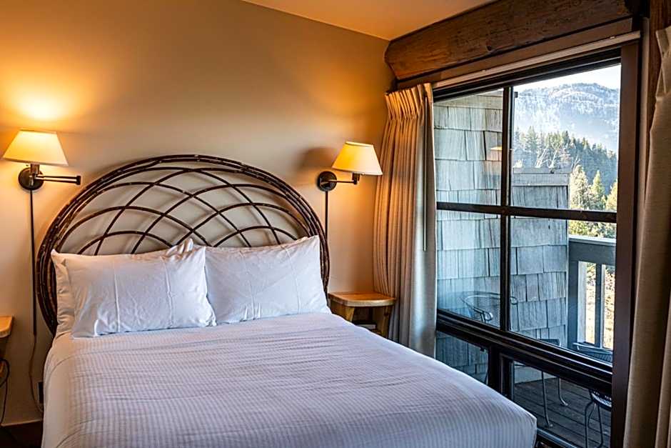 Photo 1 of 6 of Suite