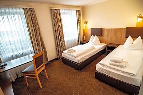 Double or Twin Room with Private Bathroom