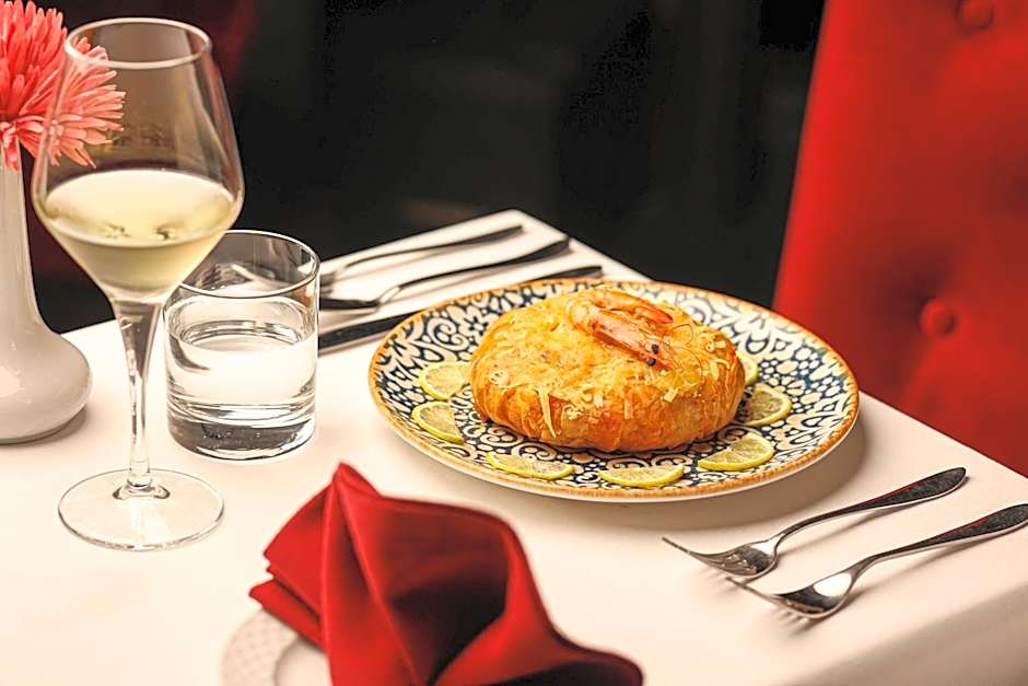 Art Palace Suites & Spa