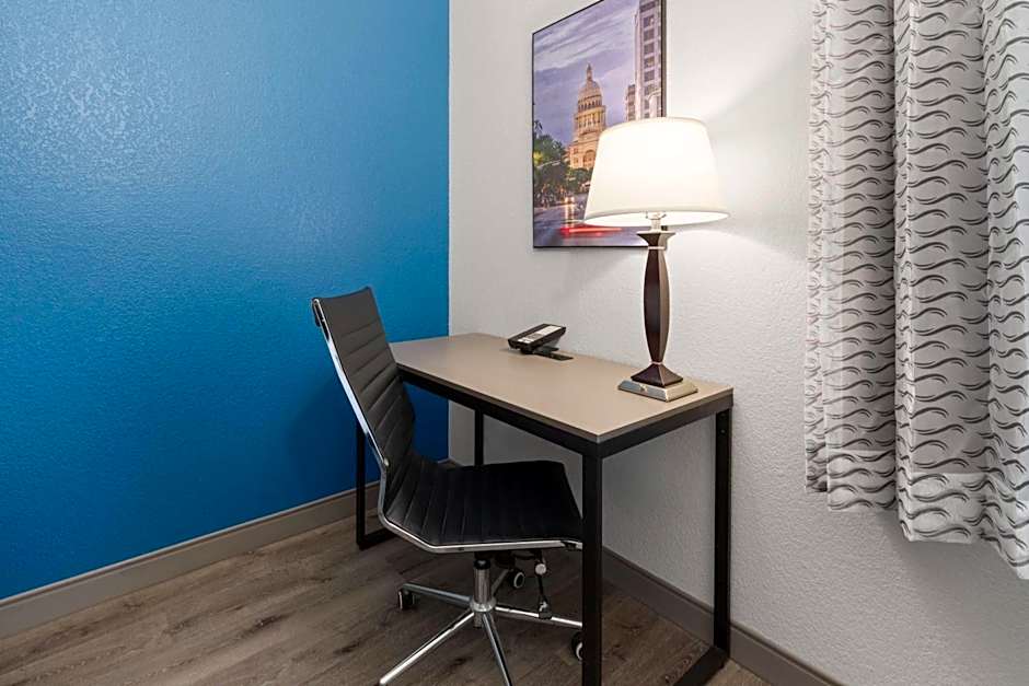 La Quinta Inn & Suites by Wyndham Kyle