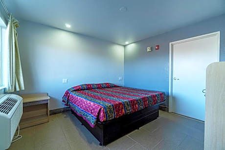 King Bed Non-Smoking