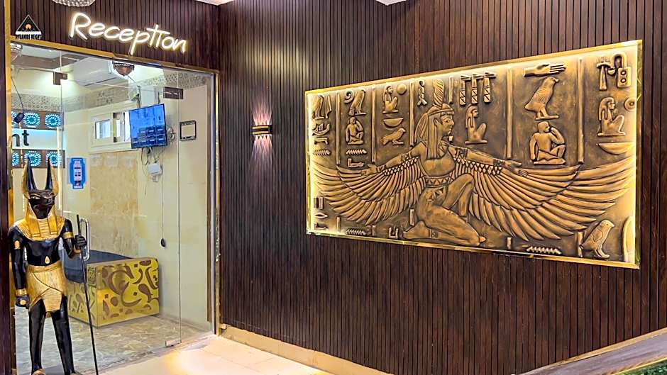 Pyramids Height Hotel & Pyramids Master Scene Rooftop