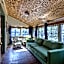 Hibiscus Coffee & Guesthouse