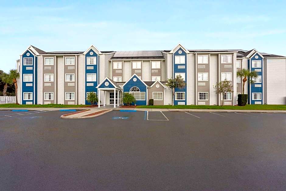 Microtel Inn & Suites By Wyndham Zephyrhills