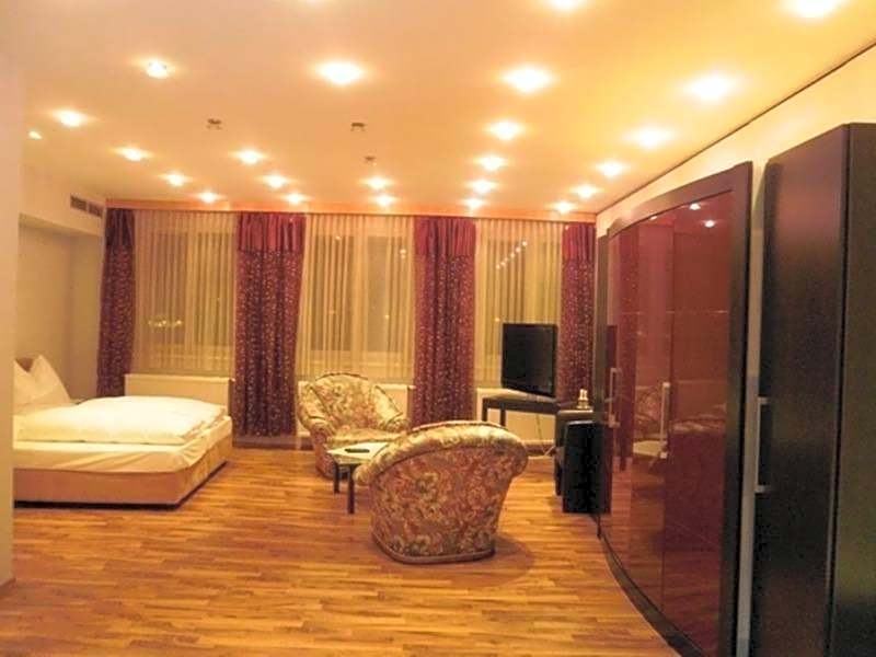 Stadthotel Restaurant Auerhahn