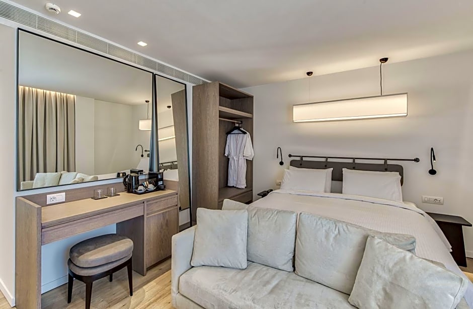 Bitzaro Boutique Hotel