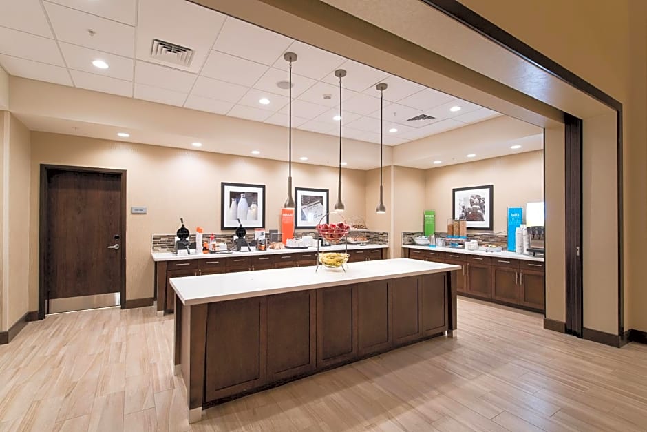 Hampton Inn & Suites Walterboro