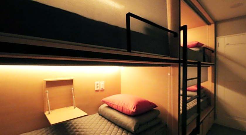 Blueboat Hostel Gyeongju