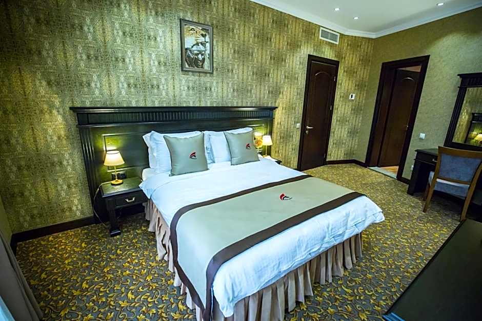 Colosseum Marina Hotel