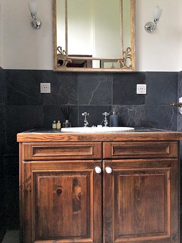 B&B Harlington Manor