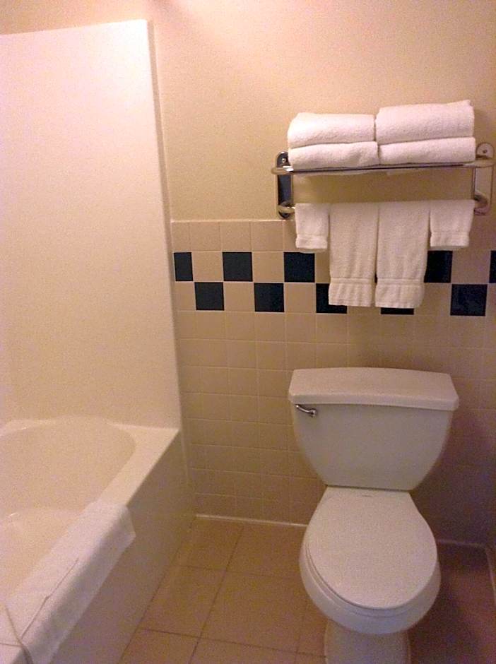 AmericInn by Wyndham Republic