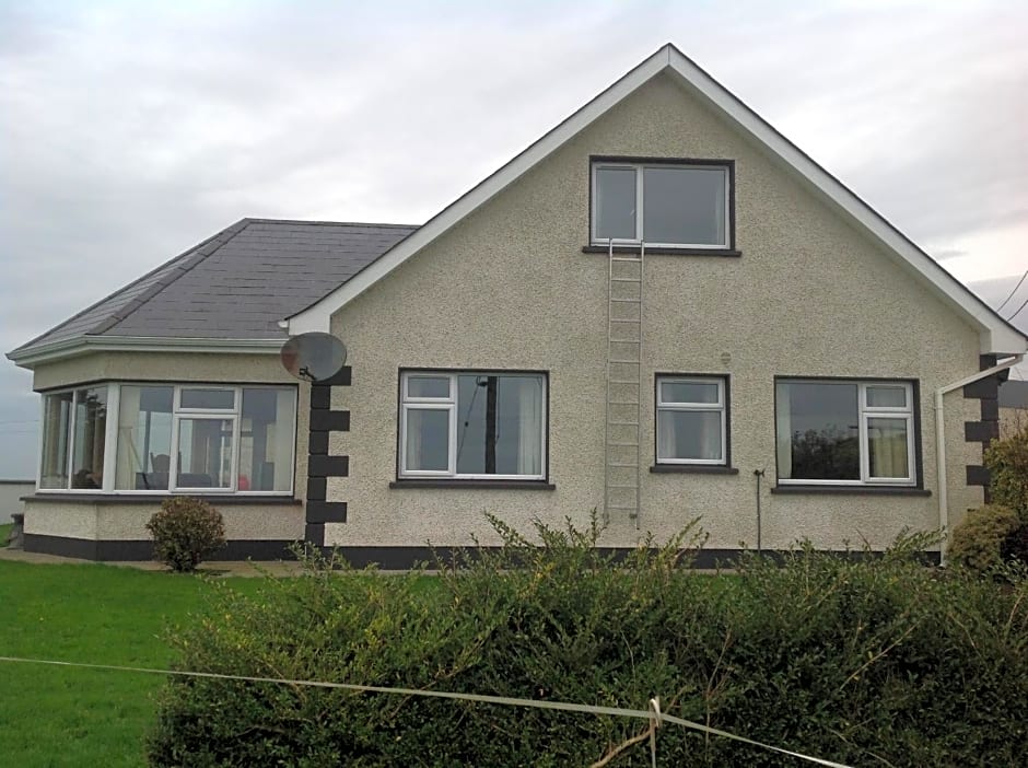 The Rock Equestrian Farm B&B