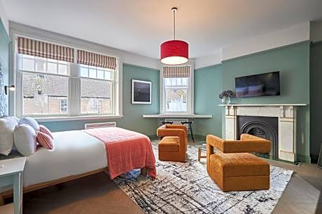 Arlington House Hotel - Self Check-In Suites