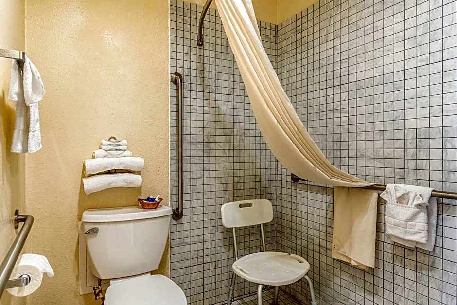 Americas Best Value Inn & Suites Flagstaff