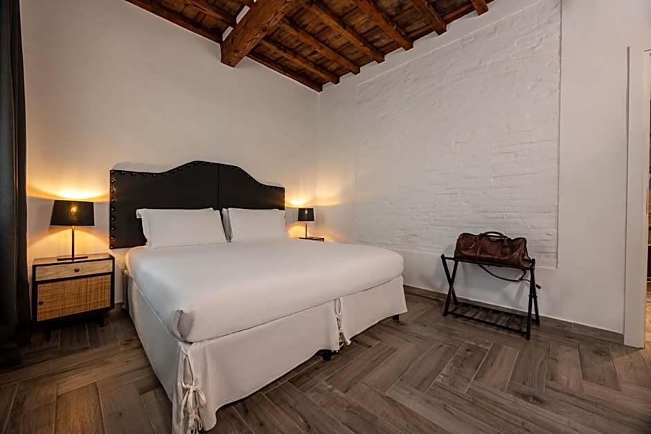 Globus Urban Hotel