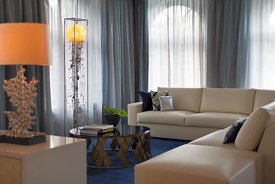 Renaissance by Marriott Hamburg Hotel